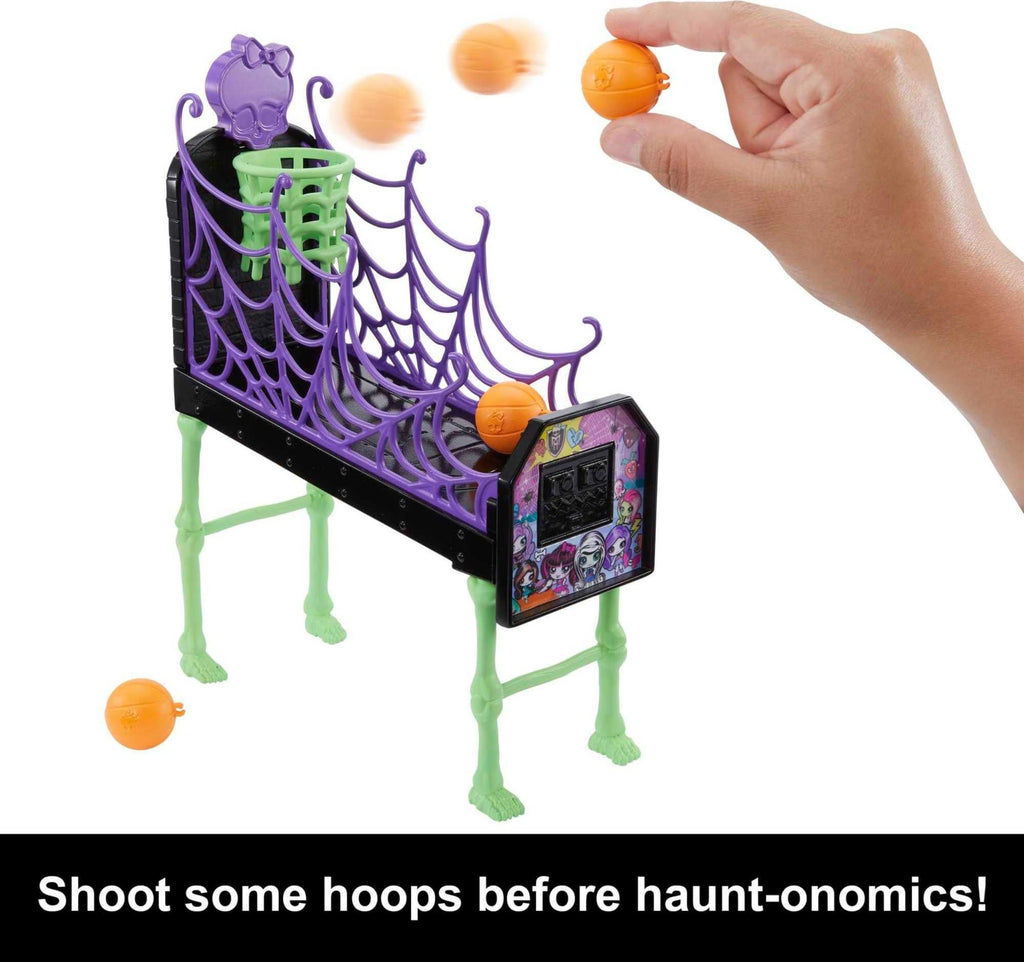 Monster High Playset with Doll House Furniture, 2 Pets & Accessories J5320