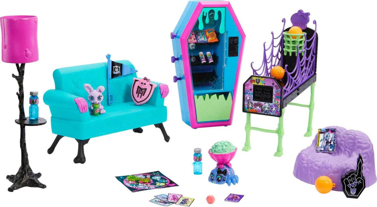 Monster High Playset with Doll House Furniture, 2 Pets & Accessories J5320