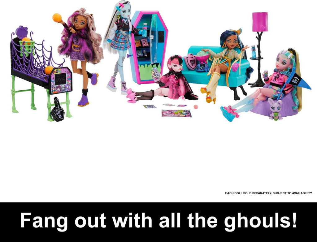 Monster High Playset with Doll House Furniture, 2 Pets & Accessories J5320