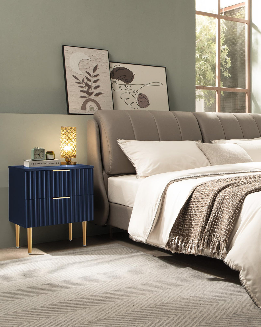 Glossy Nightstand Set of 2 with Drawers X58929